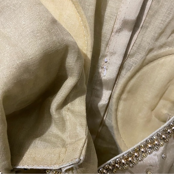 Gold blouse - Picture 3 of 5